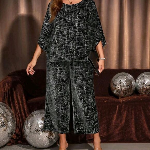 Elegant Black 2 Piece Set 2X - Picture 4 of 4